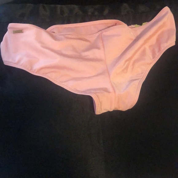 Victoria’s Secret Coral Pink Push Up Halter Bikini - Picture 12 of 13